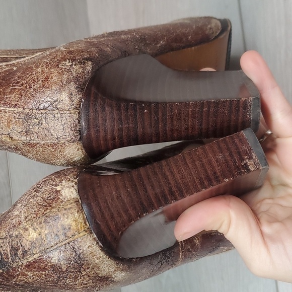 Donald J Pliner Womens Vale Ankle Distressed Leather Heels Boots shoes sz 7M - Picture 7 of 13